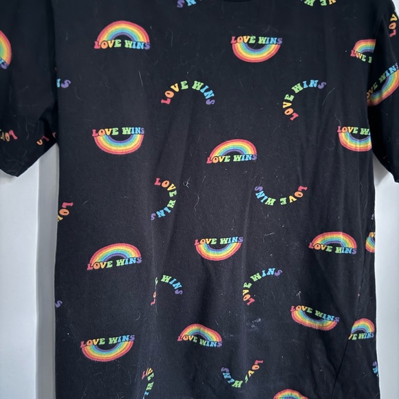 Men’s PRIDE bundle! - Picture 3 of 4